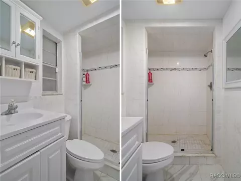 Bath - 6045 E Rector St, Inverness, FL 34452 photo 1 of 2