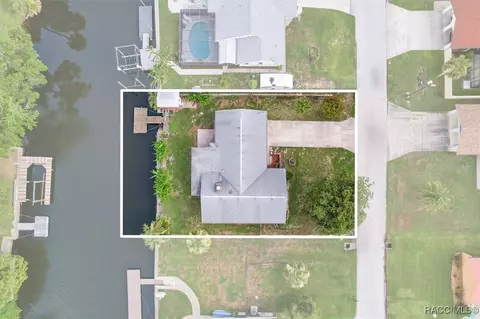 3874 N Timucua Pt, Crystal River, FL 34428