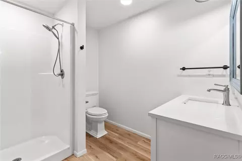 Bath - 2662 N Reston Ter, Hernando, FL 34442 photo 1 of 4