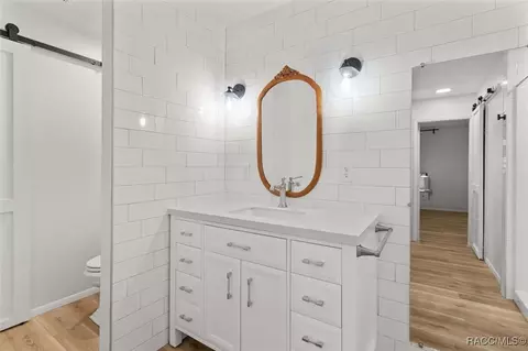 Bath - 2662 N Reston Ter, Hernando, FL 34442 photo 2 of 4