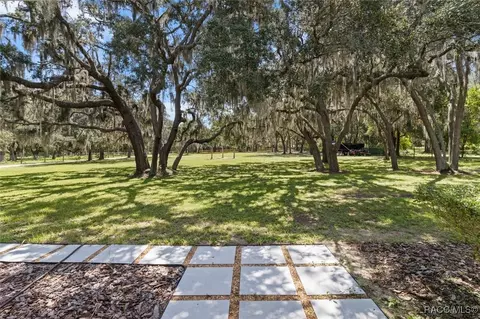 Exterior - 2662 N Reston Ter, Hernando, FL 34442 photo 4 of 11