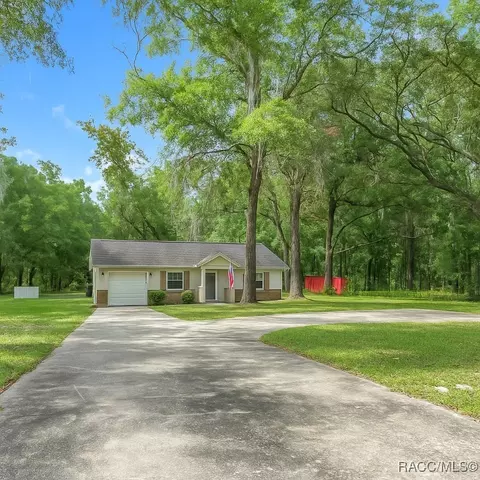 18860 SW 57th Pl, Dunnellon, FL 34432