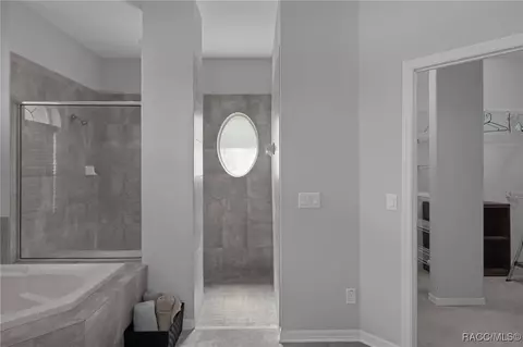 Bath - 2211 N Heritage Oaks Path, Hernando, FL 34442 photo 3 of 5