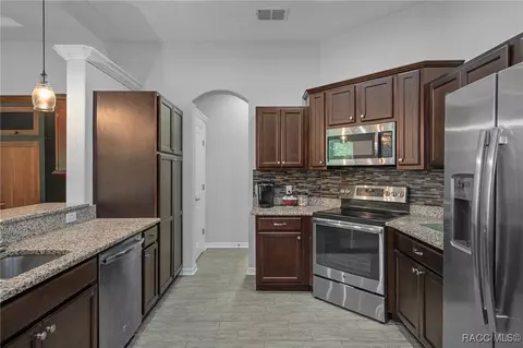 Kitchen - 2211 N Heritage Oaks Path, Hernando, FL 34442 photo 5 of 7