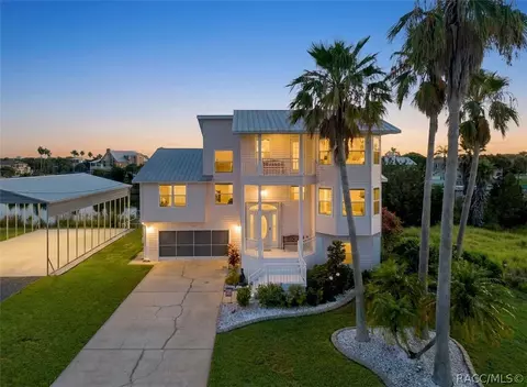 3342 Turks Cap Dr, Hernando Beach, FL 34607