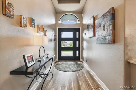 Entry Way - 2406 N Peakview Loop, Hernando, FL 34442 photo 4 of 9