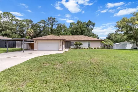 7924 N Sarazen Dr, Citrus Springs, FL 34434