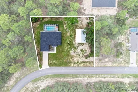 3910 W Penton Pl, Citrus Springs, FL 34433