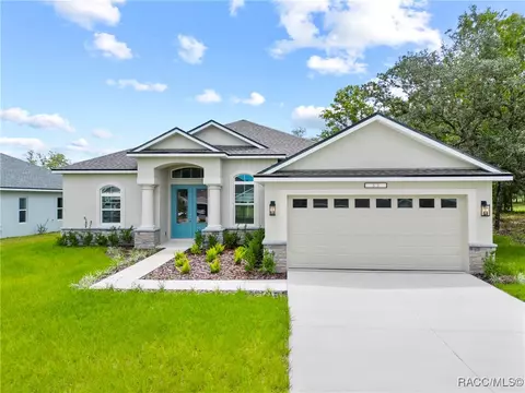53 Woodfield Cir, Homosassa, FL 34446