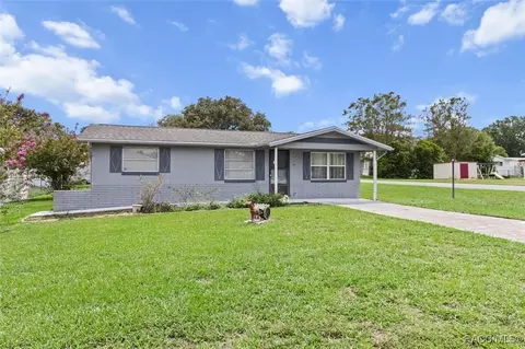 2 James St, Beverly Hills, FL 34465