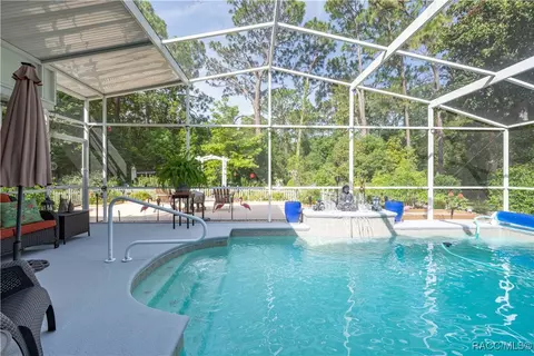 16 Plum Ct, Homosassa, FL 34446