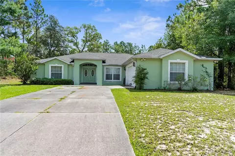 7689 N Galt Pt, Citrus Springs, FL 34434