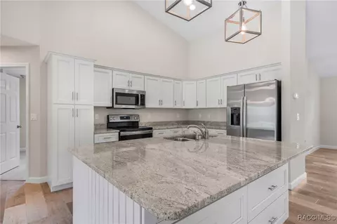 Kitchen - 2209 N Annapolis Ave, Hernando, FL 34442 photo 3 of 3