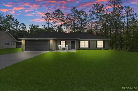 977 W Homeway Loop, Citrus Springs, FL 34434