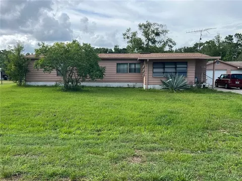 6951 W Sedan Ct, Homosassa, FL 34446