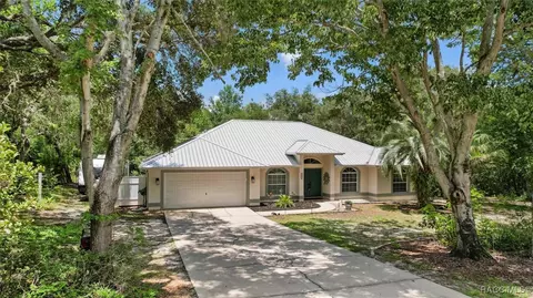 Exterior - 751 E Reehill St, Lecanto, FL 34461 photo 1 of 10