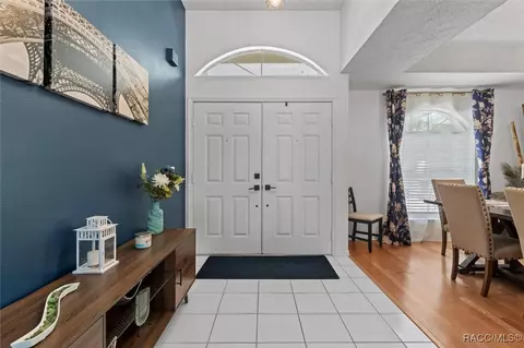 Entry Way - 751 E Reehill St, Lecanto, FL 34461 photo 2 of 5