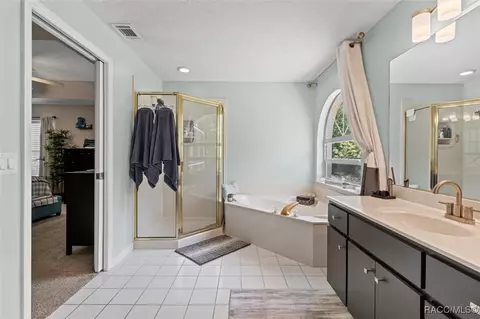 Bath - 751 E Reehill St, Lecanto, FL 34461 photo 2 of 4