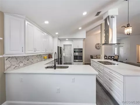 Kitchen - 11684 SW 72nd Cir, Ocala, FL 34476 photo 3 of 7