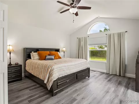 Bedroom - 11684 SW 72nd Cir, Ocala, FL 34476 photo 1 of 7