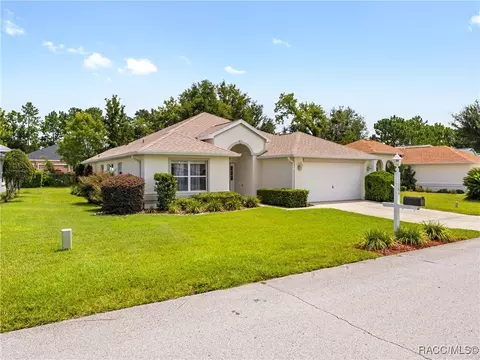 Exterior - 11684 SW 72nd Cir, Ocala, FL 34476 photo 5 of 9