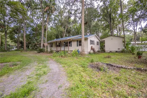 2424 N Junglecamp Rd, Inverness, FL 34453