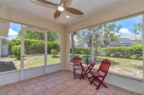 Exterior - 3657 E Arbor Lakes Dr, Hernando, FL 34442 photo 5 of 11