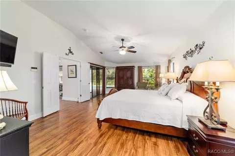 Bedroom - 4022 N Baywood Dr, Hernando, FL 34442 photo 3 of 8