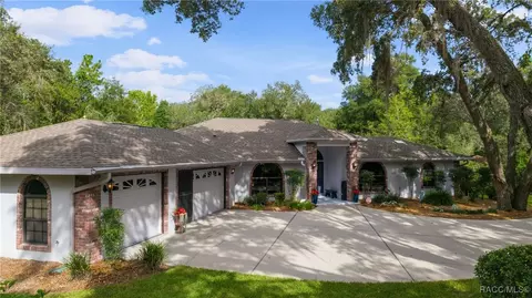 Exterior - 4022 N Baywood Dr, Hernando, FL 34442 photo 3 of 31