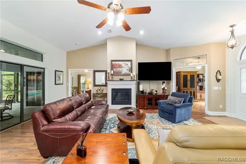 Living - 4022 N Baywood Dr, Hernando, FL 34442 photo 3 of 3