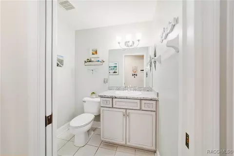 Bath - 4022 N Baywood Dr, Hernando, FL 34442 photo 7 of 8