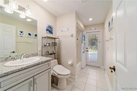 Bath - 4022 N Baywood Dr, Hernando, FL 34442 photo 6 of 8