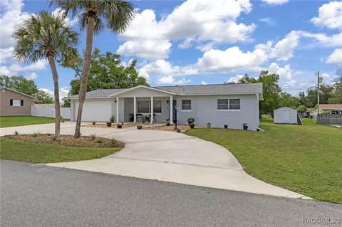 209 S Barbour St, Beverly Hills, FL 34465