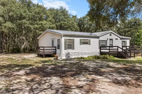6897 S Dayton Pt, Lecanto, FL 34461