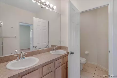 Bath - 1692 W Spring Meadow Loop, Lecanto, FL 34461 photo 3 of 4