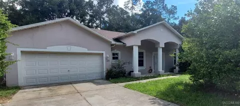 2195 W Summer Pl, Citrus Springs, FL 34434