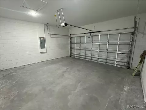 9298 N Akola Way, Citrus Springs, FL 34434