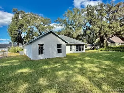 Exterior - 5990 SE 5th Pl, Ocala, FL 34472 photo 3 of 5