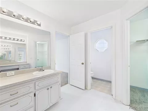 Bath - 5990 SE 5th Pl, Ocala, FL 34472 photo 3 of 4