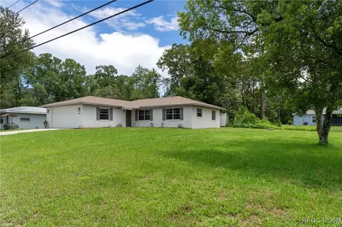 1146 S Highlands Ave, Inverness, FL 34452