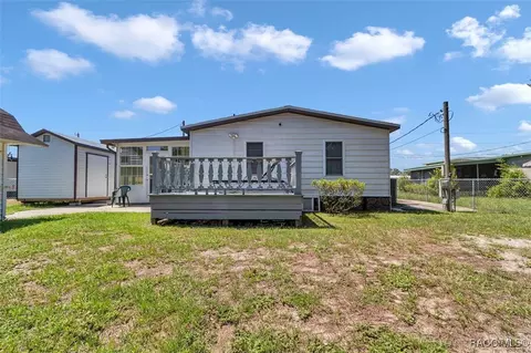 10025 E Perch Ct, Inverness, FL 34450