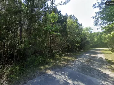 8696 W Faust Ln, Homosassa, FL 34448