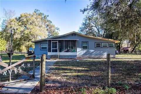 7545 S Old Oaks Dr, Floral City, FL 34436