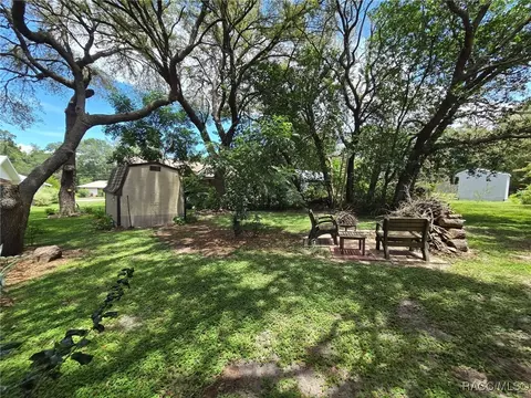 Exterior - 1219 E Silver Thorn Loop, Hernando, FL 34442 photo 8 of 18