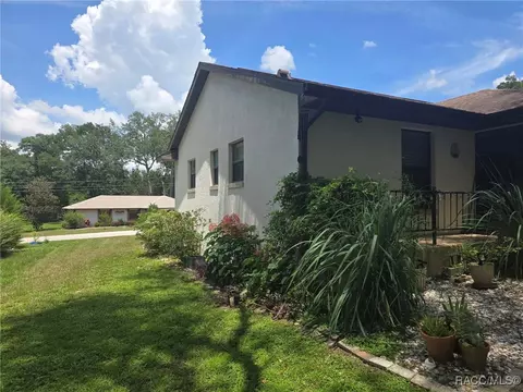 Exterior - 1219 E Silver Thorn Loop, Hernando, FL 34442 photo 9 of 18