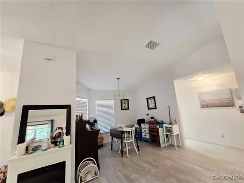 Dining - 1219 E Silver Thorn Loop, Hernando, FL 34442 photo 2 of 3