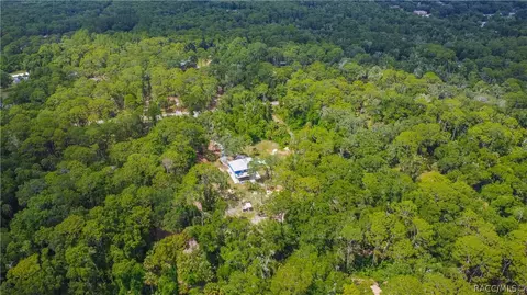 9782 W Woodhaven Dr, Crystal River, FL 34428