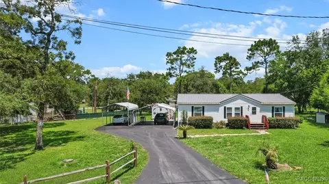 5735 W Tice Ct, Homosassa, FL 34446