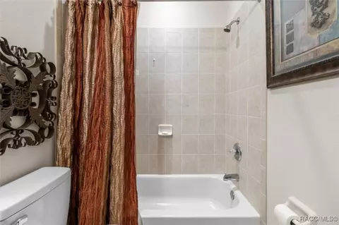 Bath - 1679 W Spring Meadow Loop, Lecanto, FL 34461 photo 6 of 6