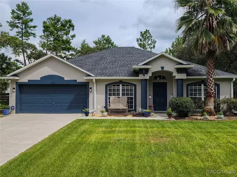 8525 N Spartan Dr, Citrus Springs, FL 34433